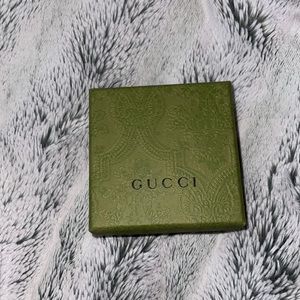 Authentic Green Small Green Gift Box With Jewelry Pouch